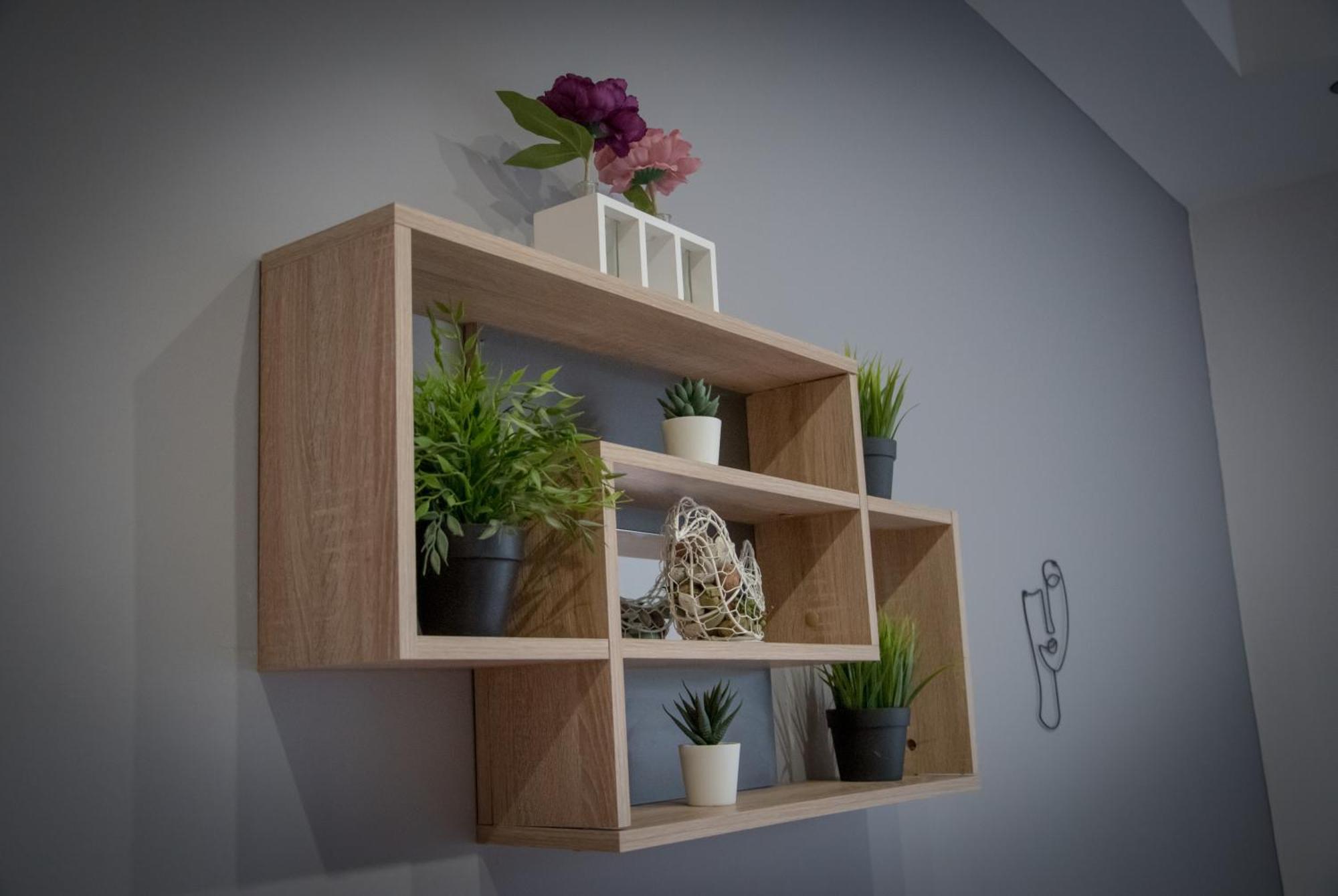 Lovely Central Apartment With Free Parking, Koezponthoz Koezeli 3 Szobas Lakas Γκιόρ Εξωτερικό φωτογραφία